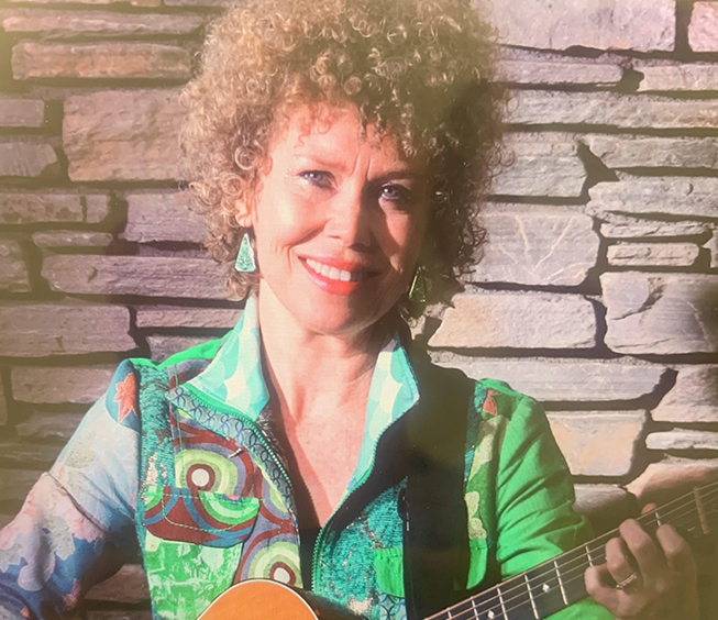 Aoife Clancy Live at Wine Down – April 3 at 6PM