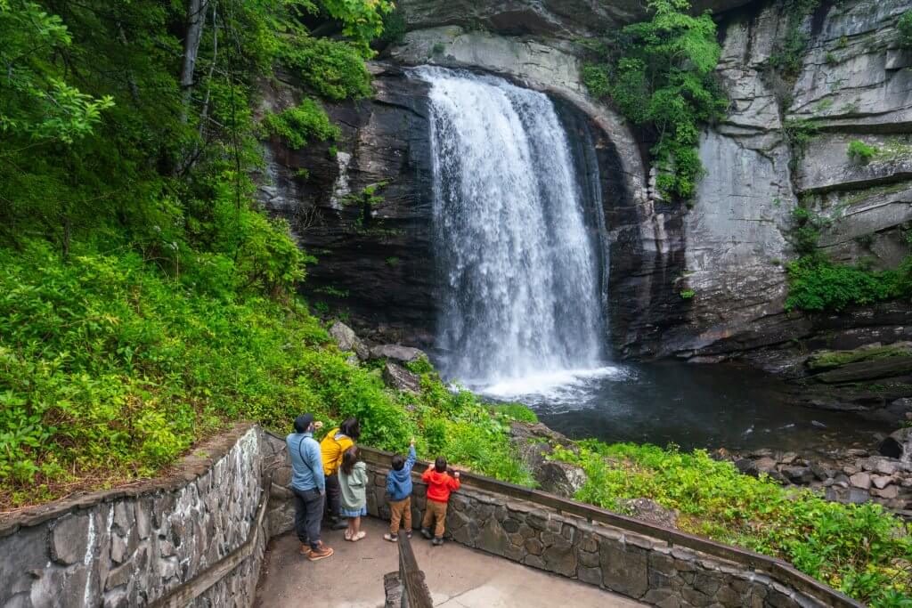 Park & View Waterfalls