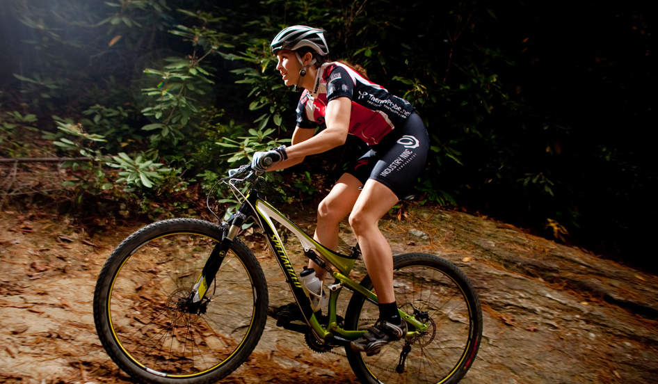 WomanMtnBiking blg-explore-brevard