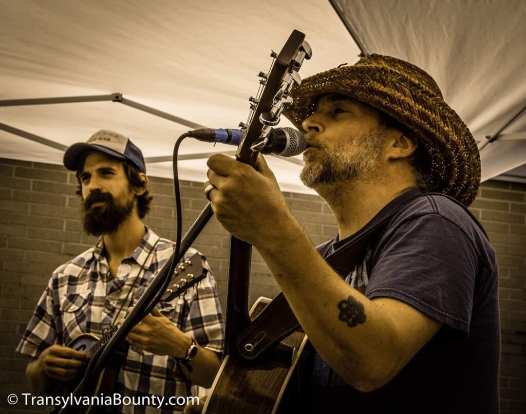 Owen Grooms Presents Bradford Carson and Potluck