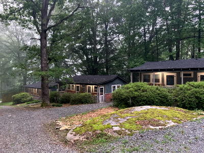 Foggy Bottom Cabins