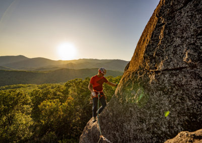 rock climbing looking glass pisgah 400x284 1-explore-brevard