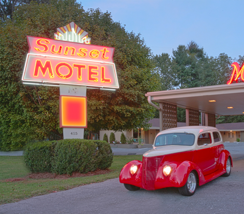 The Sunset Motel – #4 USA Today